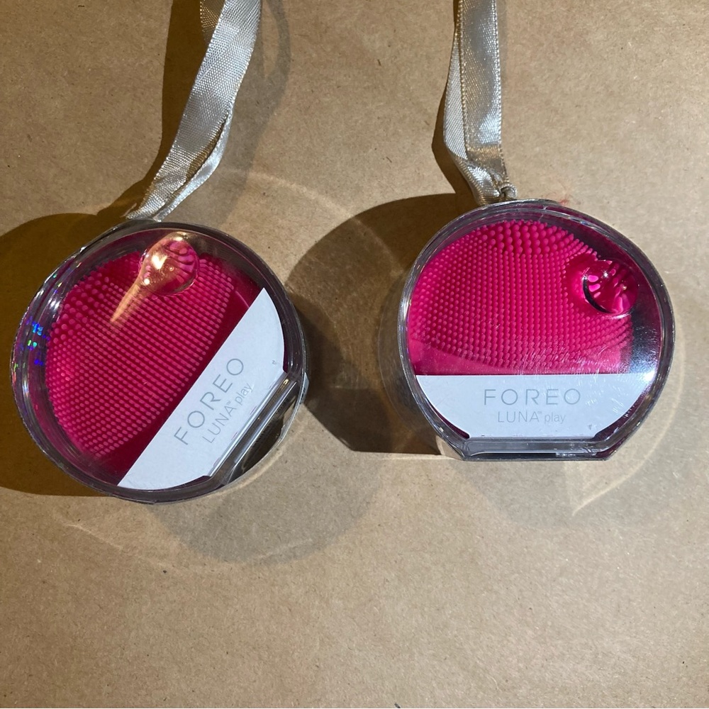 2 x Foreo LUNA play